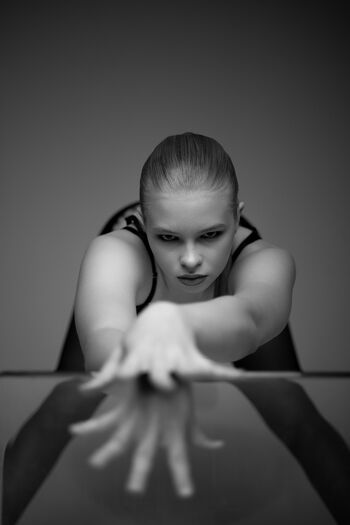 Eva lee model page 2 image