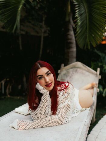 Eva rose image