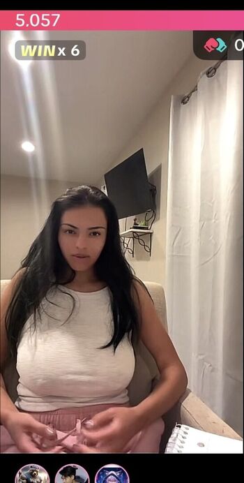 Evalynn ruiz image