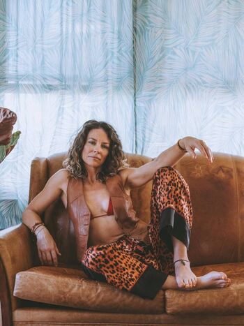 Evangeline lilly image