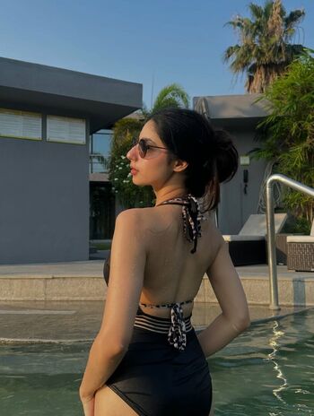 Exclusives suhani kapoor image