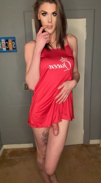 ExoticAmazonGoddess1990