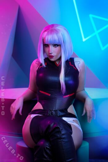 Ez summers cosplay page 2 image