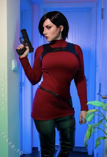 Ez summers cosplay image