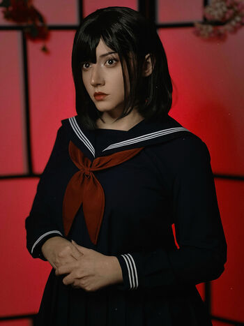 Ezy summers cosplay image