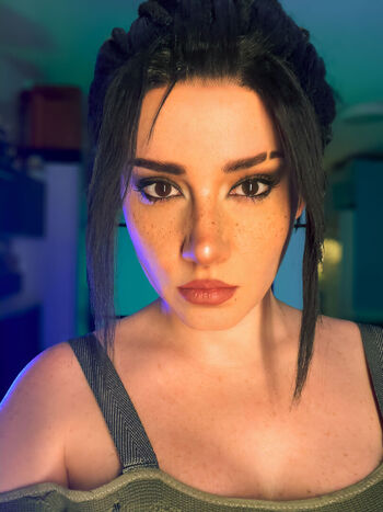Ezy summers cosplay image