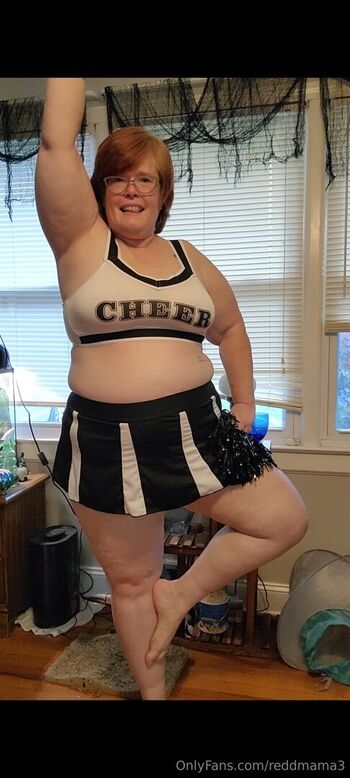 Faith and Courtney (mommyndme)