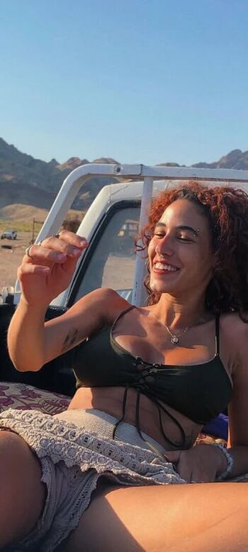 Farah magdi image