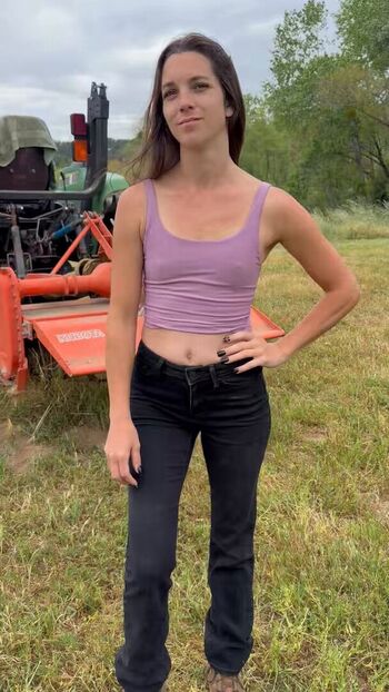 Farmgirllaura image