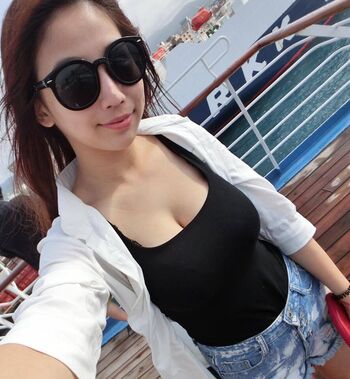 Feifeihsieh page 2 image