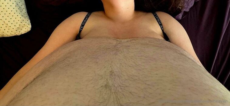Femalefeederheaven image