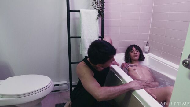 Femboyish page 5 image