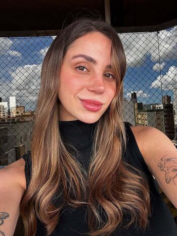 Fernanda carvalho da cruz image