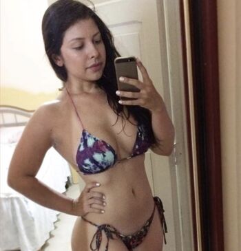 Fernanda gomulski image