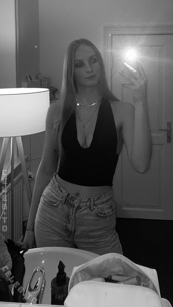 Finja and svea image