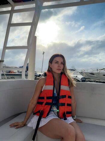 Fiorella retiz page 2 image