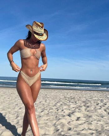 Fit with brooke image