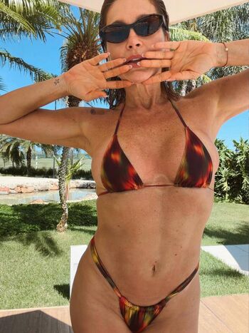 Flavia alessandra image