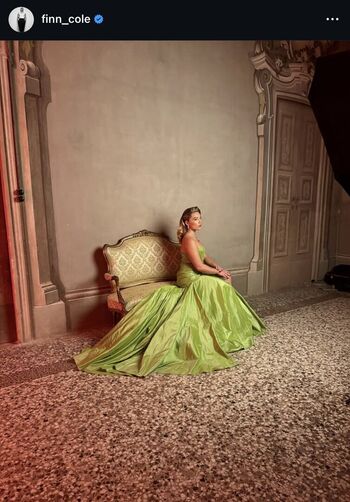 Florence pugh 1 image