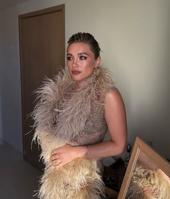 Florence pugh 1 image