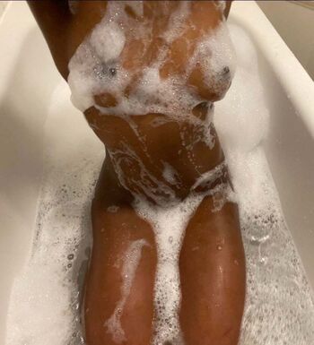 Fontaineblondie image