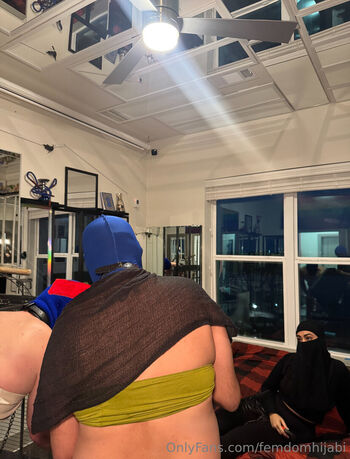 Foreignbabeey1 image