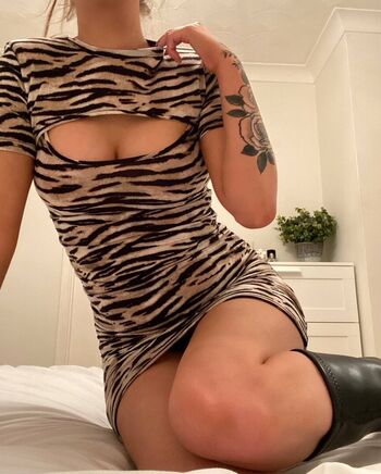 Foxymegan image
