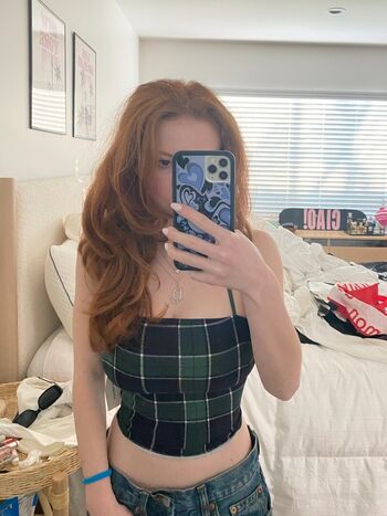 Francesca capaldi page 4 image