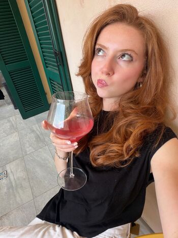 Francesca capaldi image