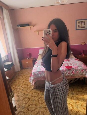 Francesca pinto image