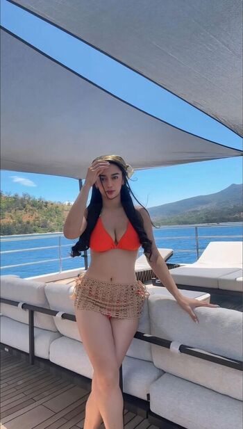 Francine macapagal image