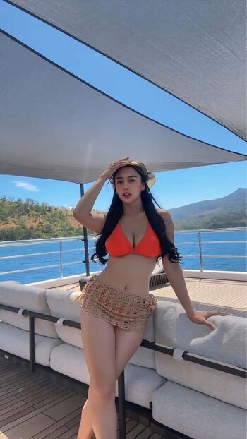 Francine macapagal image