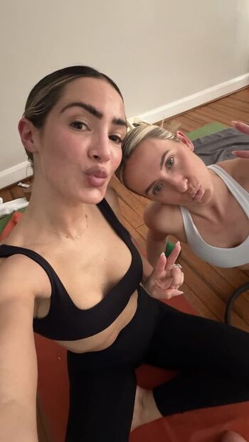 Frankie bridge 1 image