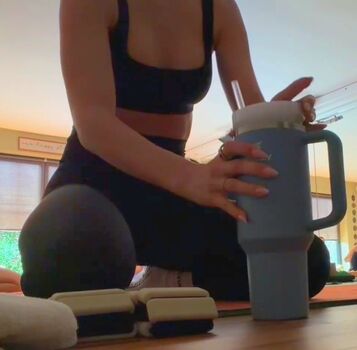 Frankie bridge 1 image