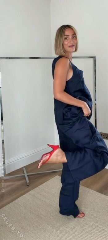 Frankie bridge 1 image