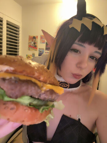 Frenchybread1122 image