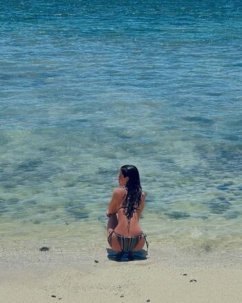 Ftima bosch page 2 image