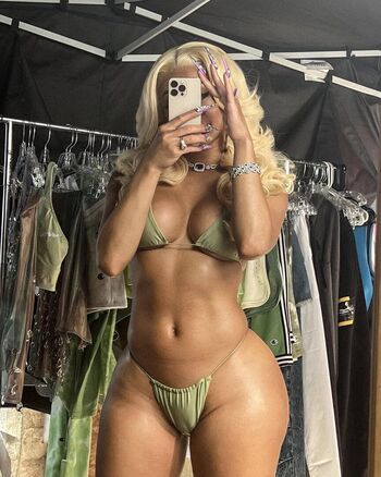 Fuckbiancaj image