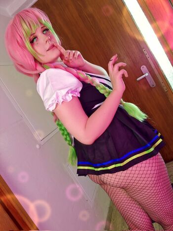 Fyly cosplays page 5 image