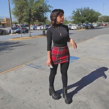 Gabriela diaz page 2 image