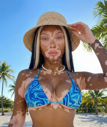 Gabriella einars smith image