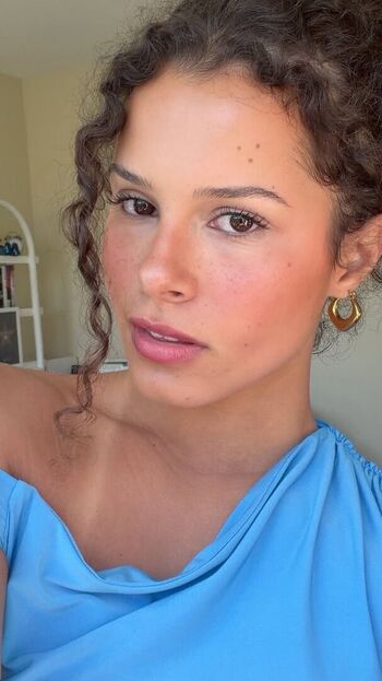 Gabriella saraivah image