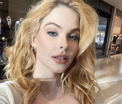Gabrielle corra image