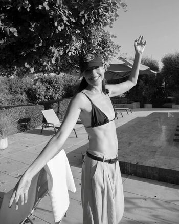 Gal gadot image