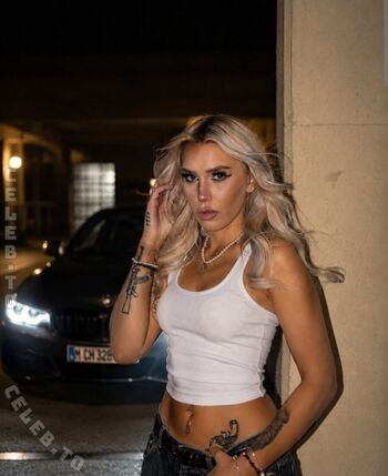 Gamergirl oakley image