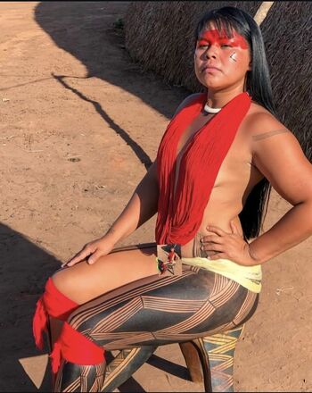 Gatas de manaus image