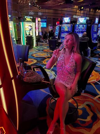 Genevieve hannelius image