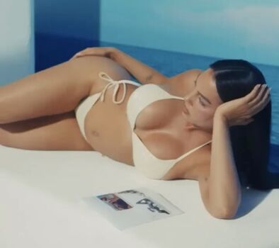 Georgina rodriguez page 2 image