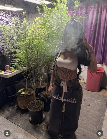 Ggzzmel cacagirl ggzmel image