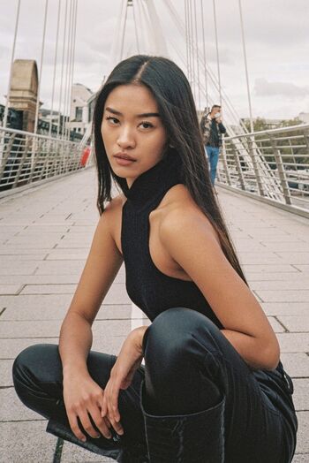 Gianne hillary image